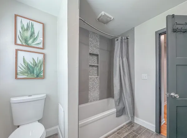 $4,650 | 1044 Seminole Drive, Tallahassee, FL 32301