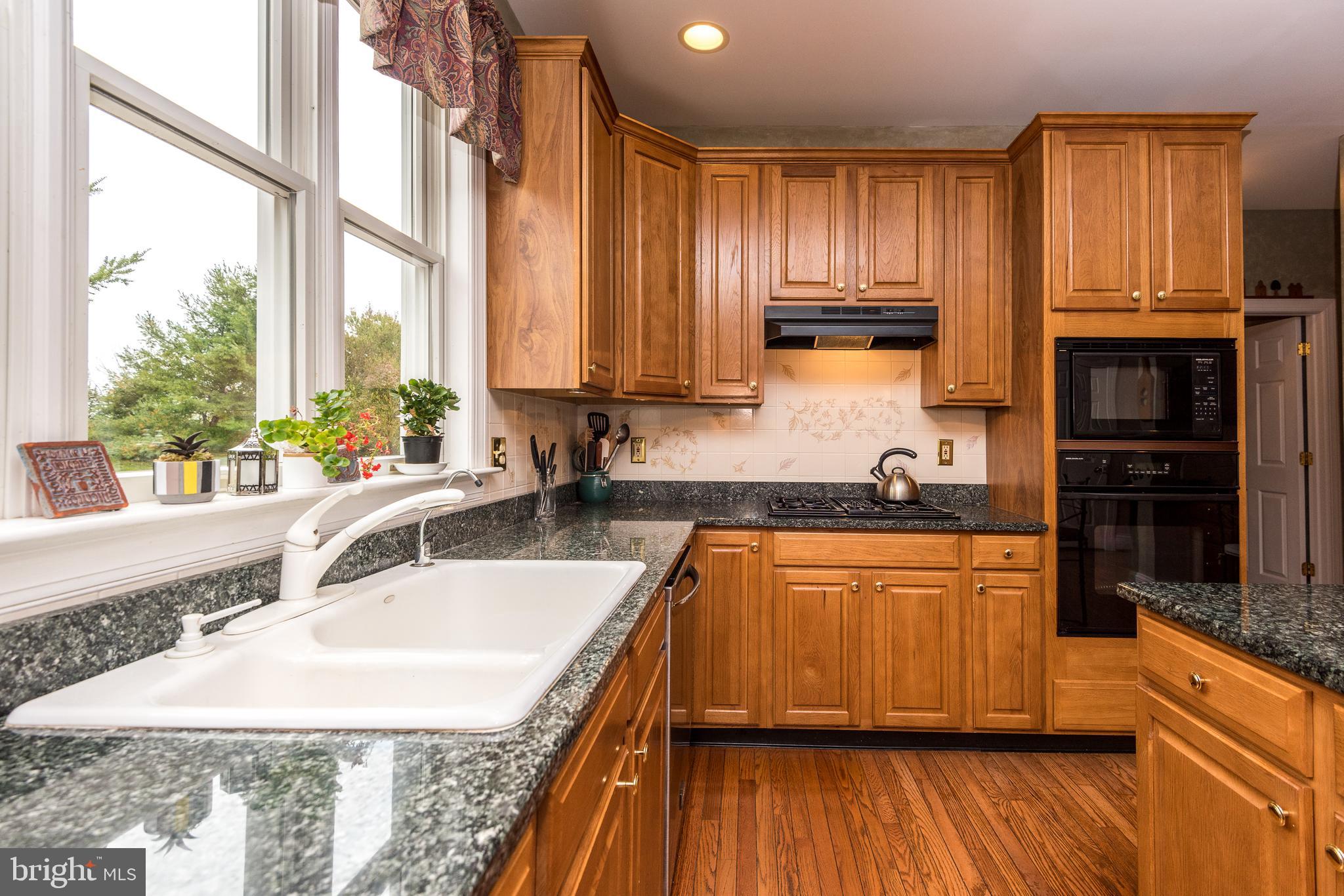 4561 Ridgetop Road Doylestown, PA 18902 - Photo 12 of 39 Gallery Image 12