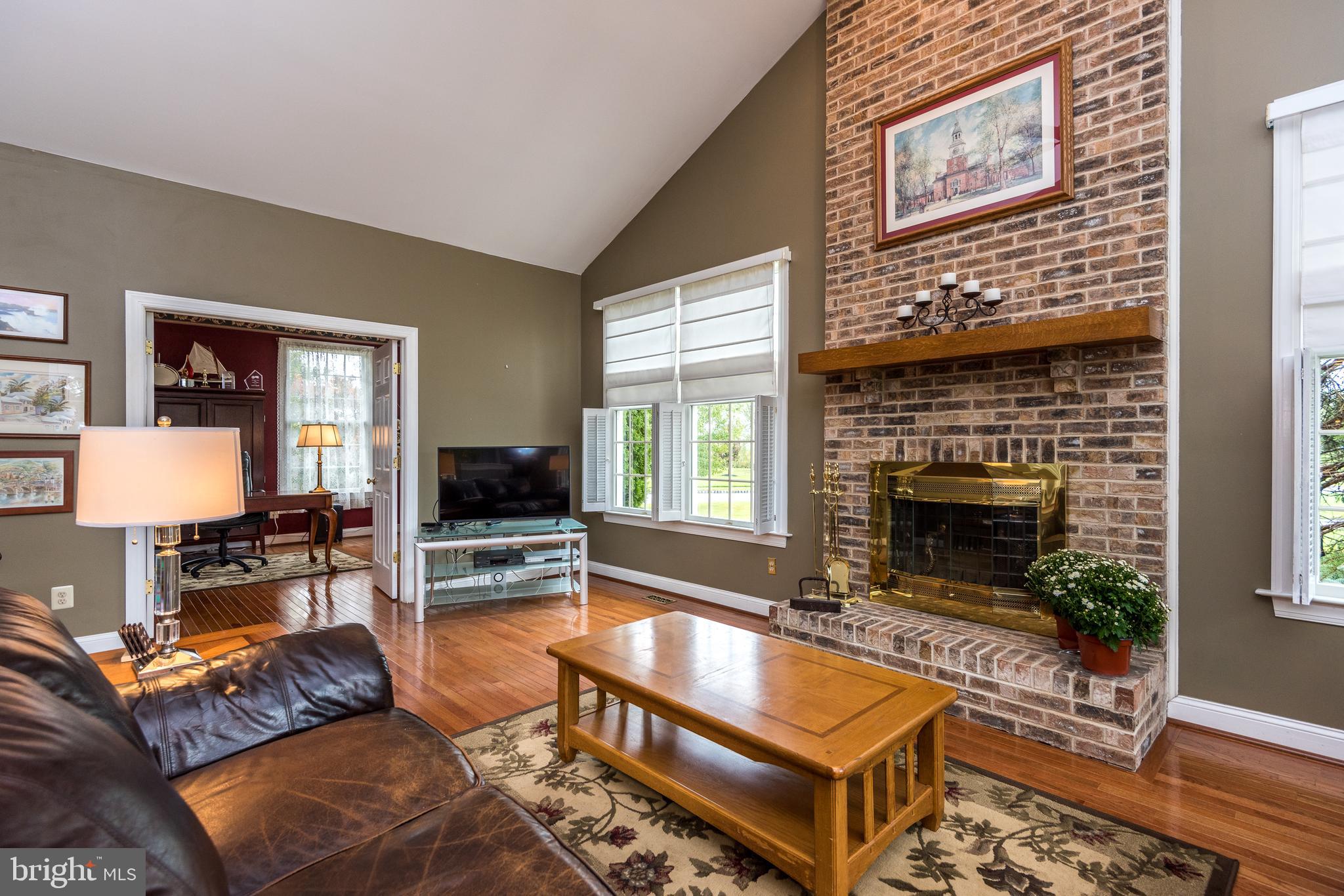4561 Ridgetop Road Doylestown, PA 18902 - Photo 17 of 39 Gallery Image 17
