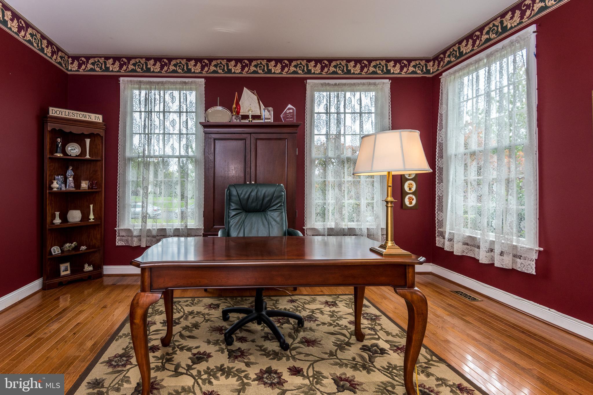 4561 Ridgetop Road Doylestown, PA 18902 - Photo 22 of 39 Gallery Image 22