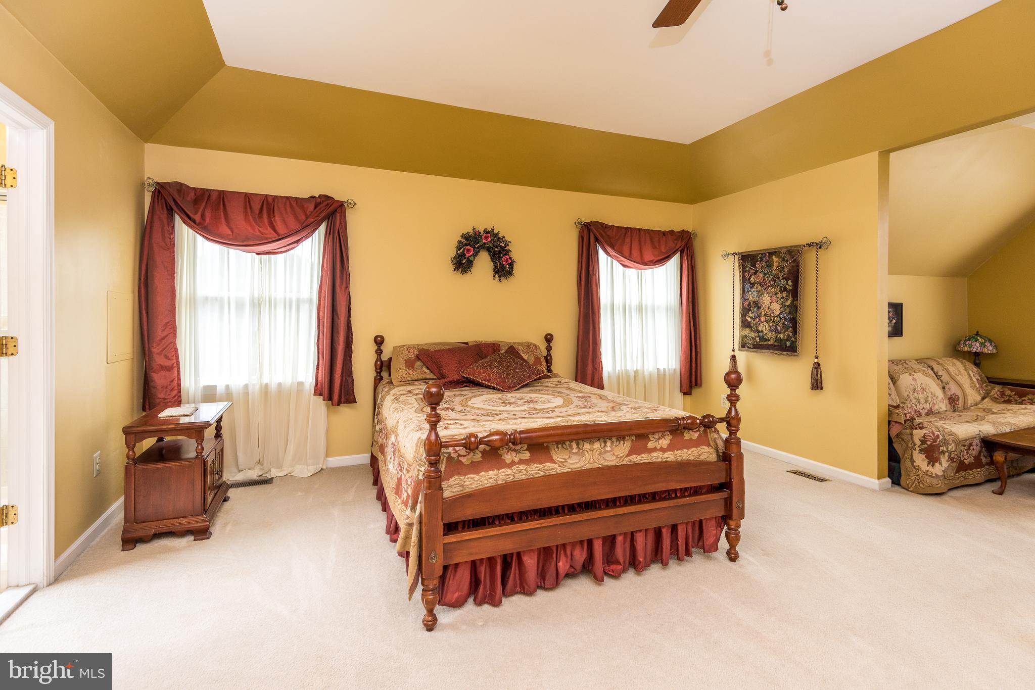4561 Ridgetop Road Doylestown, PA 18902 - Photo 30 of 39 Gallery Image 30