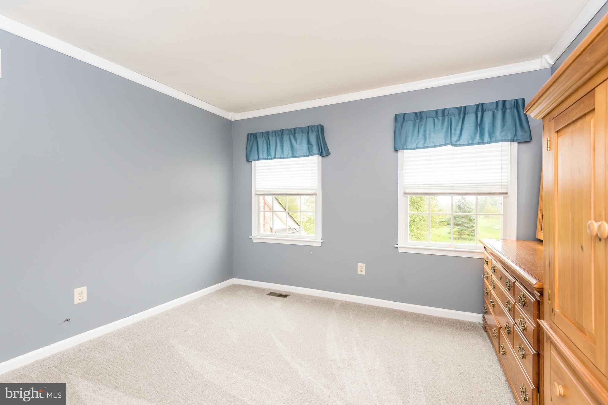 4561 Ridgetop Road Doylestown, PA 18902 - Photo 34 of 39 Gallery Image 34
