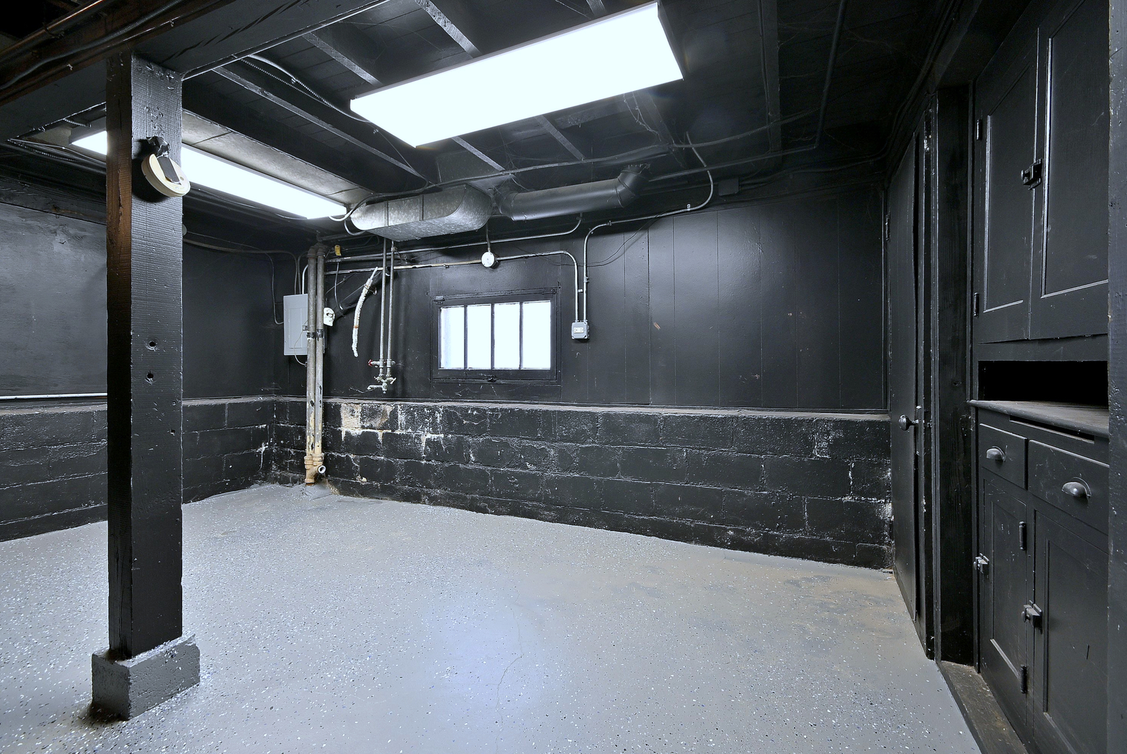 7625 Monroe Street Forest Park, IL 60130 - Photo 47 of 52 a view of an empty room