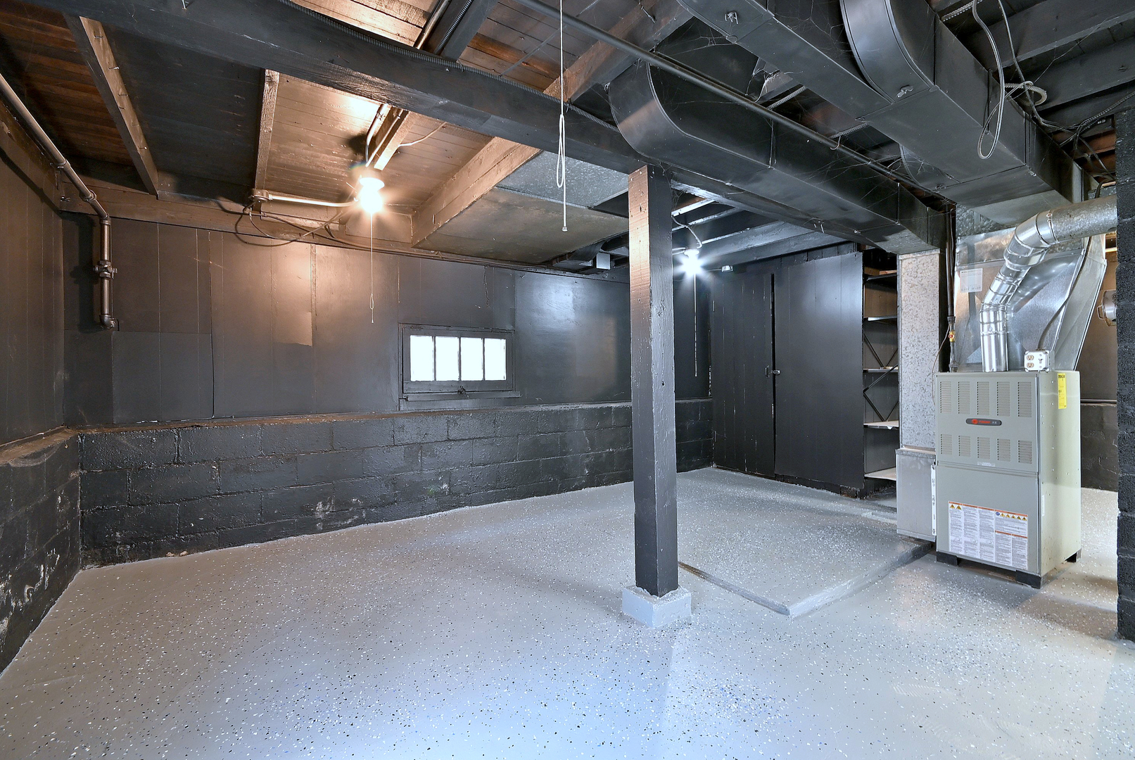 7625 Monroe Street Forest Park, IL 60130 - Photo 50 of 52 a view of an empty room