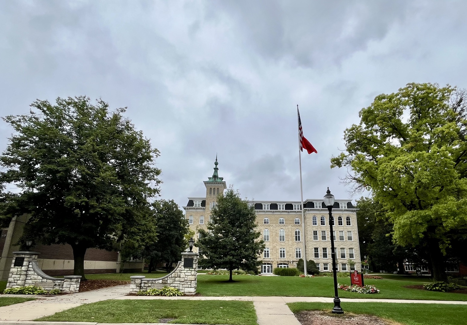 629 South Main Street, Unit BACK Naperville, IL 60540 - Photo 27 of 29 a view of a city