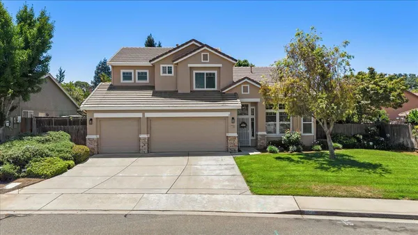 $629,900 | 1109 Deitz Circle, Oakdale, CA 95361