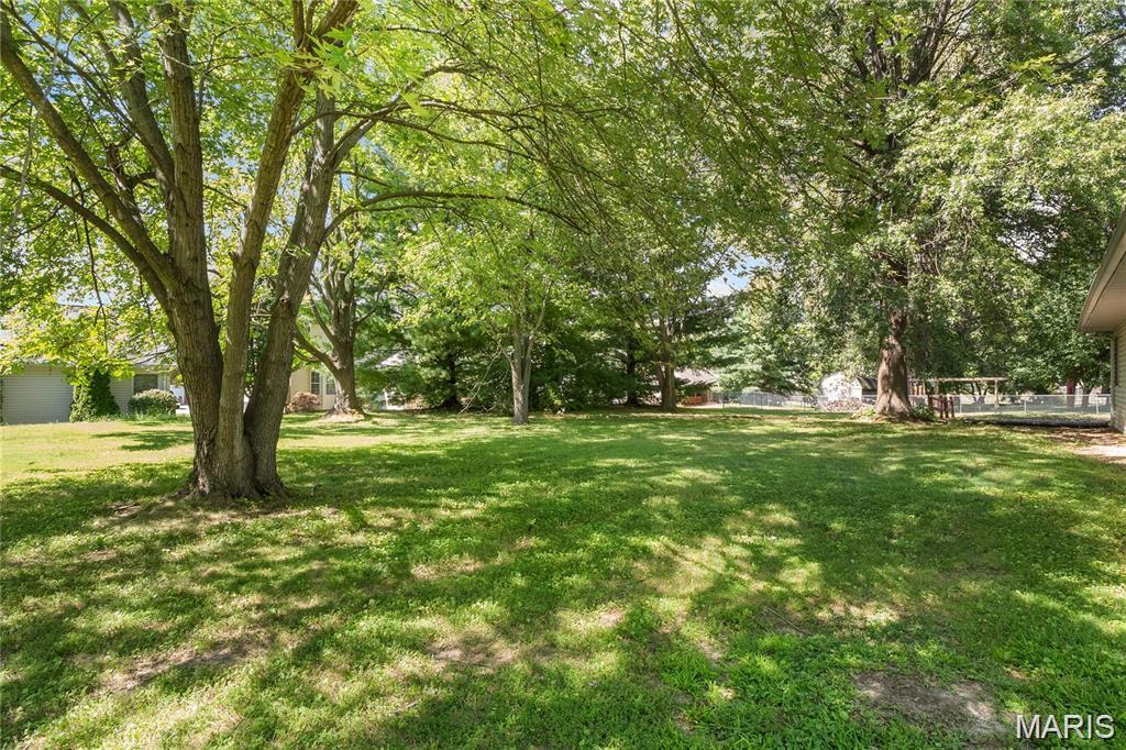 107 Mark Trail Drive Glen Carbon, IL 62034 - Photo 29 of 33