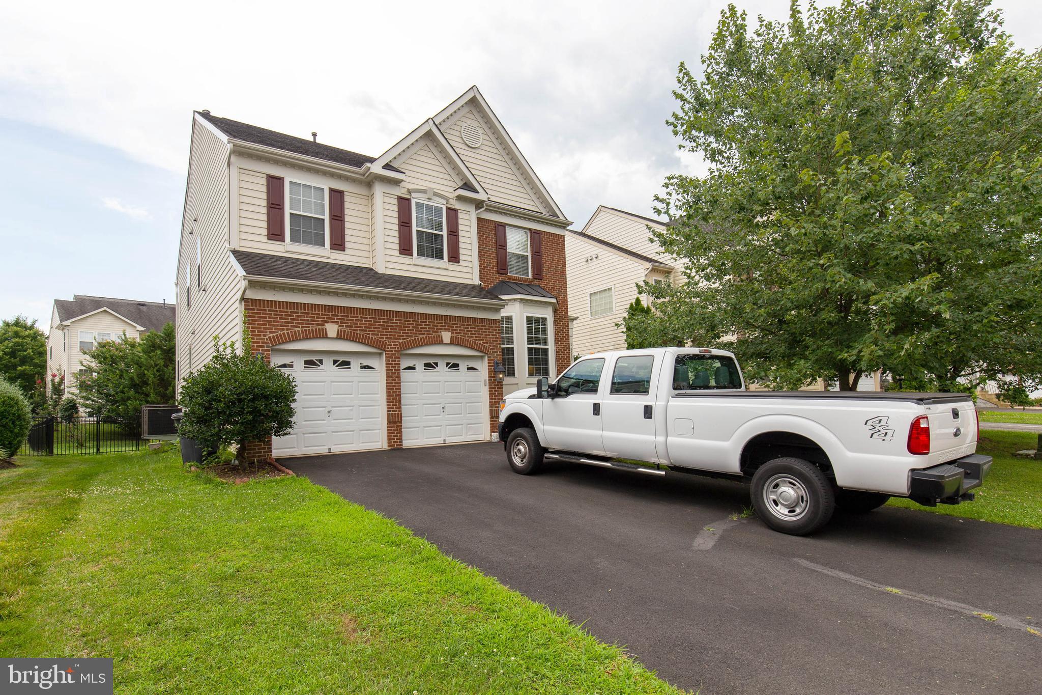 2683 Cast Off Loop Woodbridge, VA 22191 - Photo 2 of 40