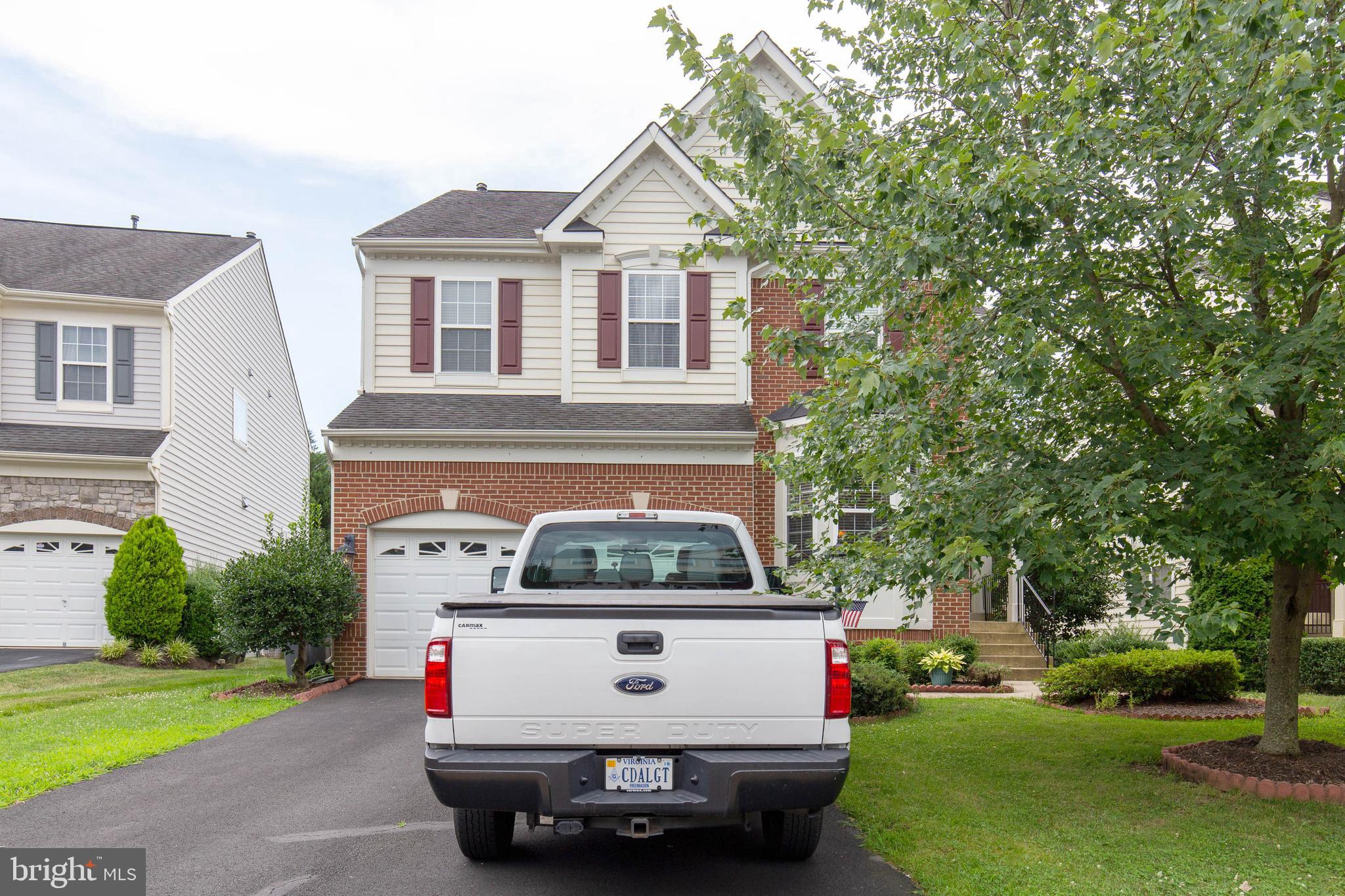 2683 Cast Off Loop Woodbridge, VA 22191 - Photo 3 of 40