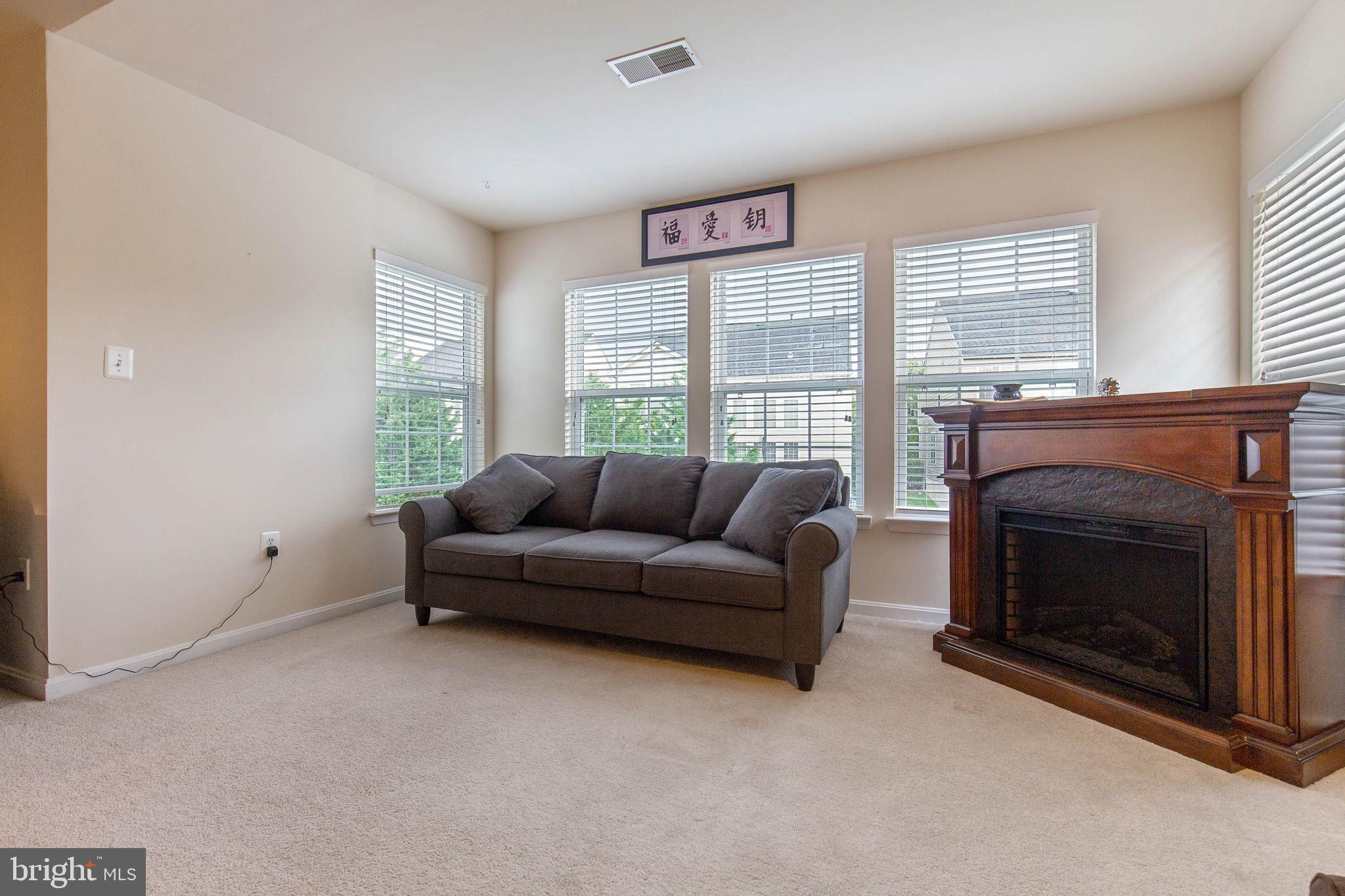 2683 Cast Off Loop Woodbridge, VA 22191 - Photo 22 of 40