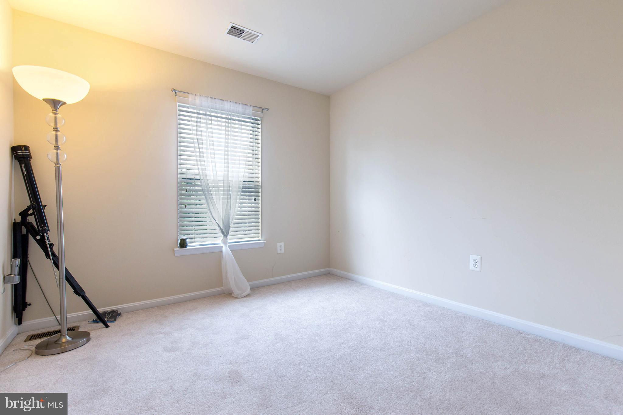 2683 Cast Off Loop Woodbridge, VA 22191 - Photo 29 of 40