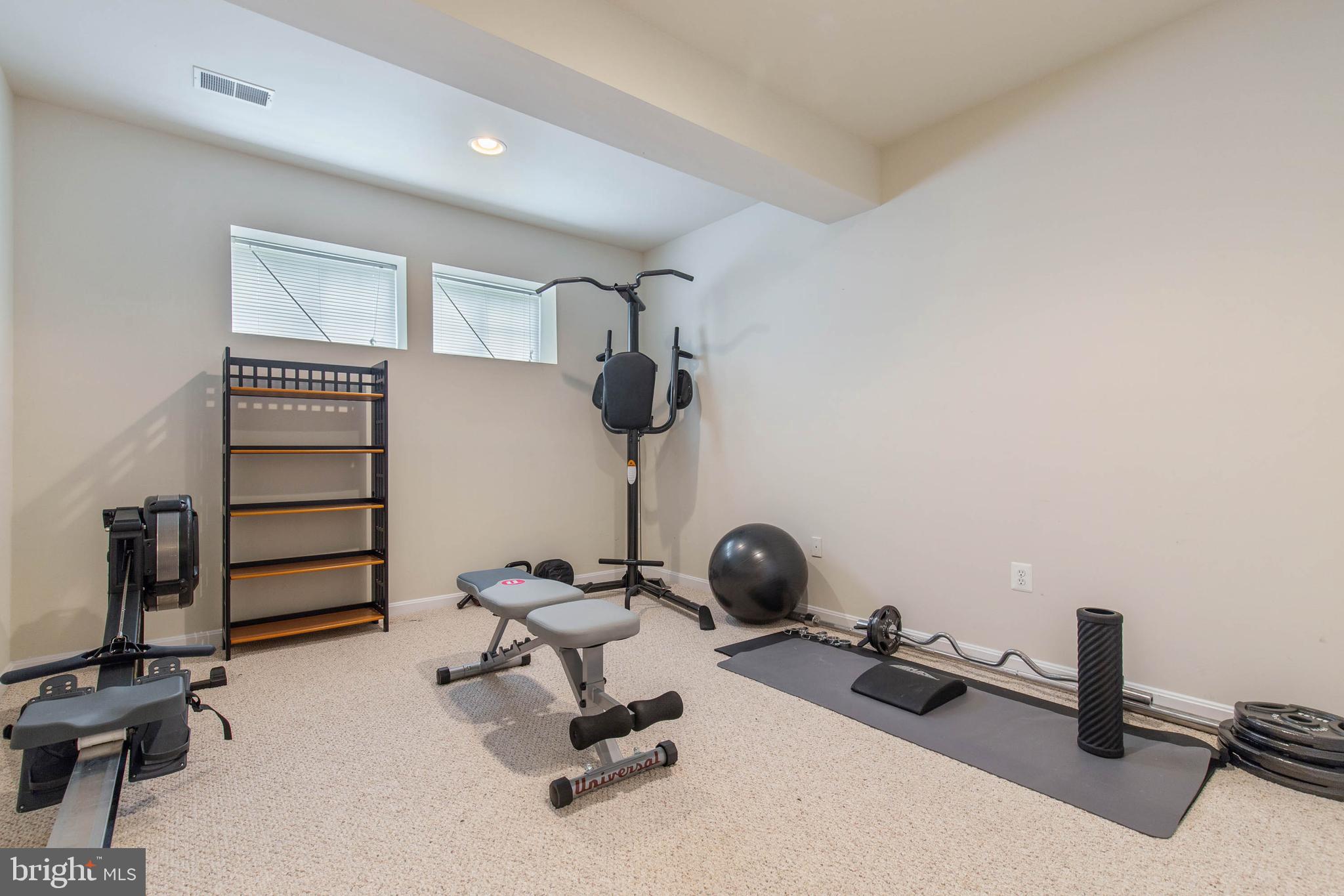 2683 Cast Off Loop Woodbridge, VA 22191 - Photo 33 of 40