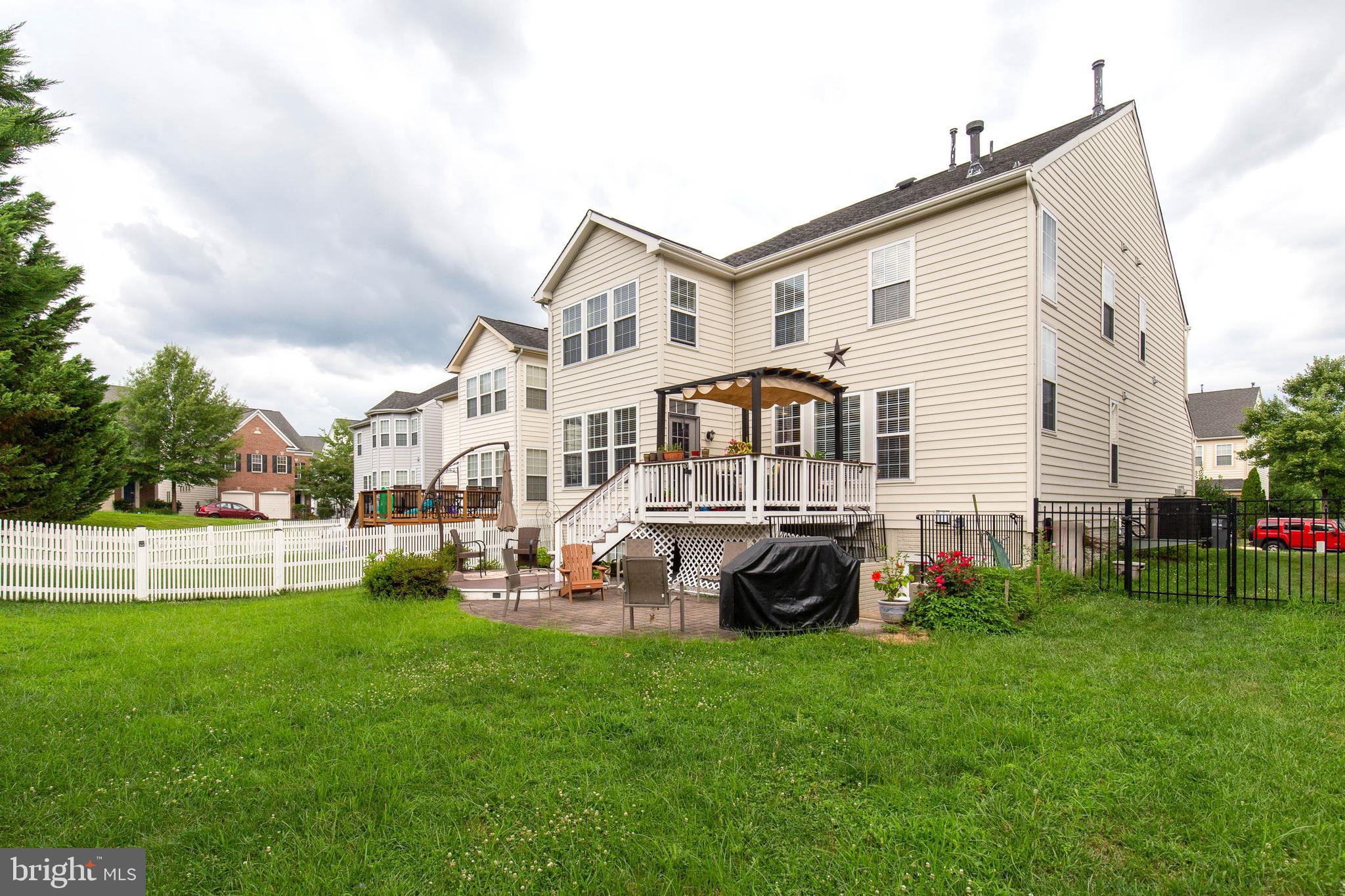 2683 Cast Off Loop Woodbridge, VA 22191 - Photo 38 of 40