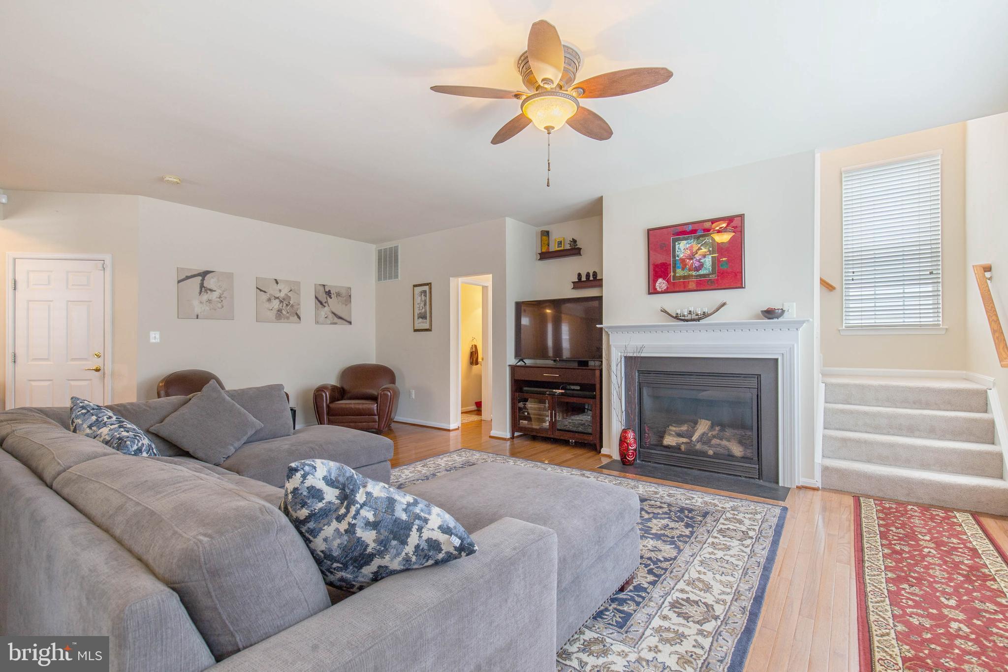 2683 Cast Off Loop Woodbridge, VA 22191 - Photo 5 of 40