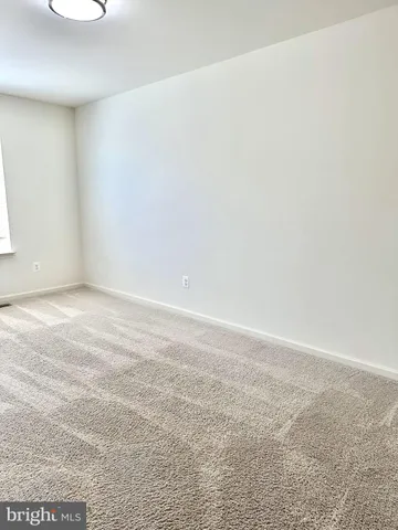 $1,850 | 227 Charterhouse Street, Falling Waters, WV 25419