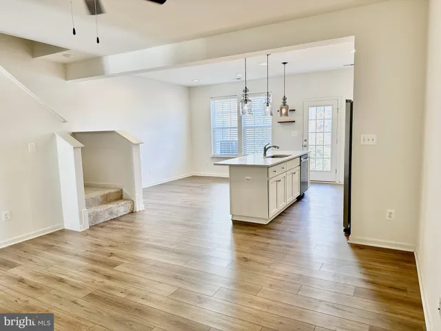 $1,850 | 227 Charterhouse Street, Falling Waters, WV 25419