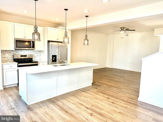 $1,850 | 227 Charterhouse Street, Falling Waters, WV 25419