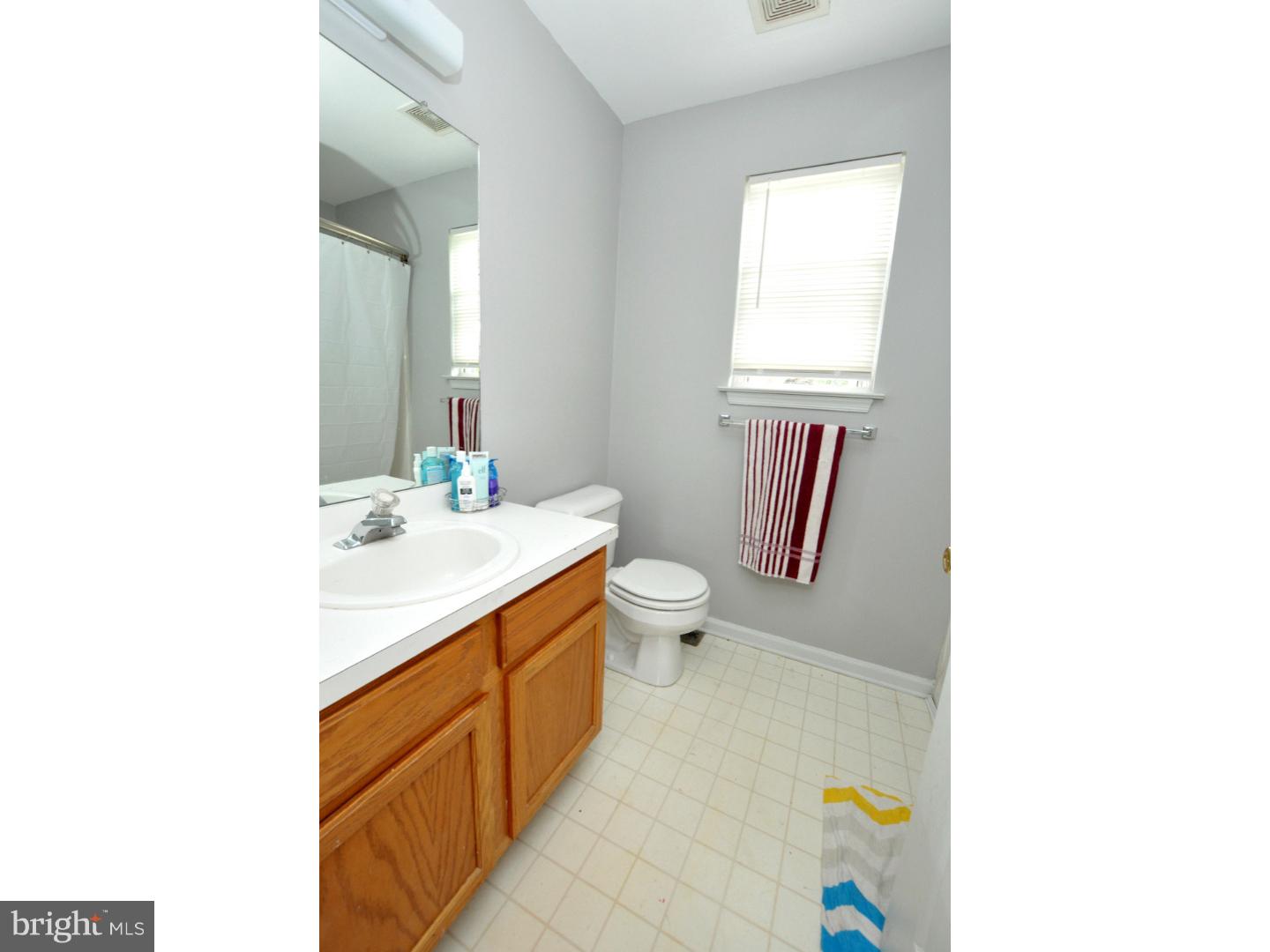 305 Main Street Delran, NJ 08075 - Photo 23 of 38 Bathroom