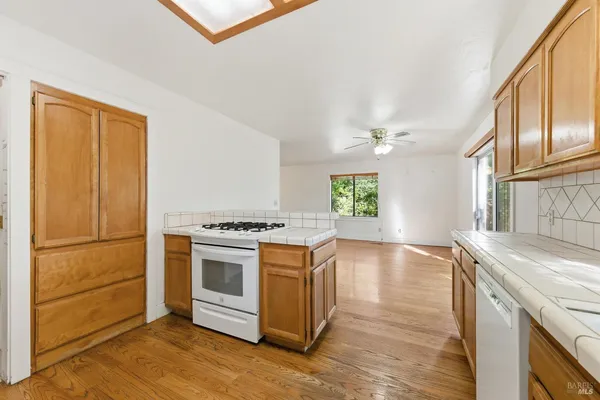 $685,000 | 21 Goodwells Avenue, Angwin, CA 94508