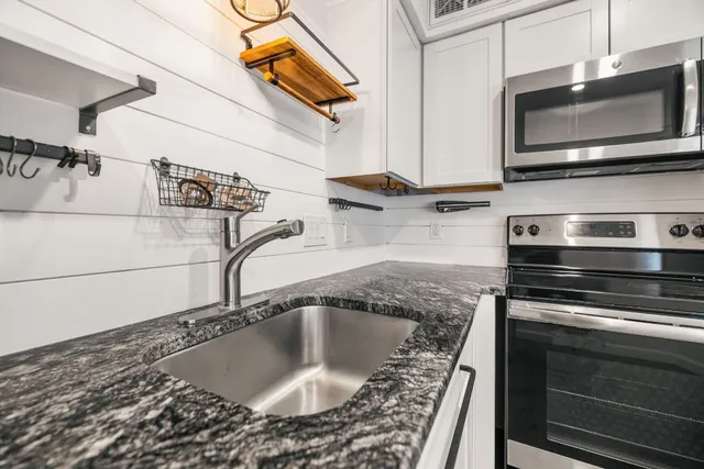 $139,900 | 1840 Burton Drive, Unit 110, Austin, TX 78741