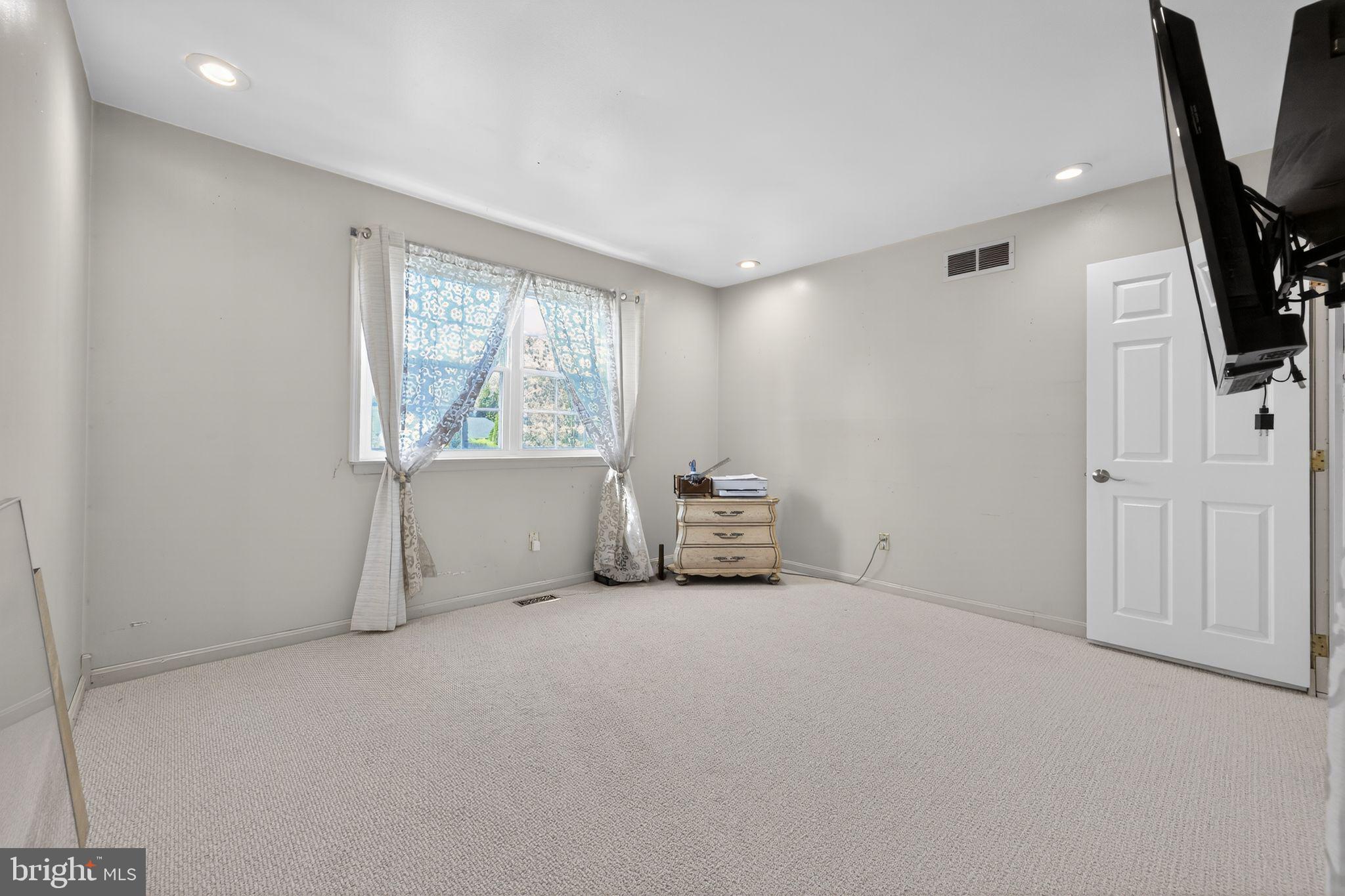 100 Michael Road Southampton, PA 18966 - Photo 24 of 29