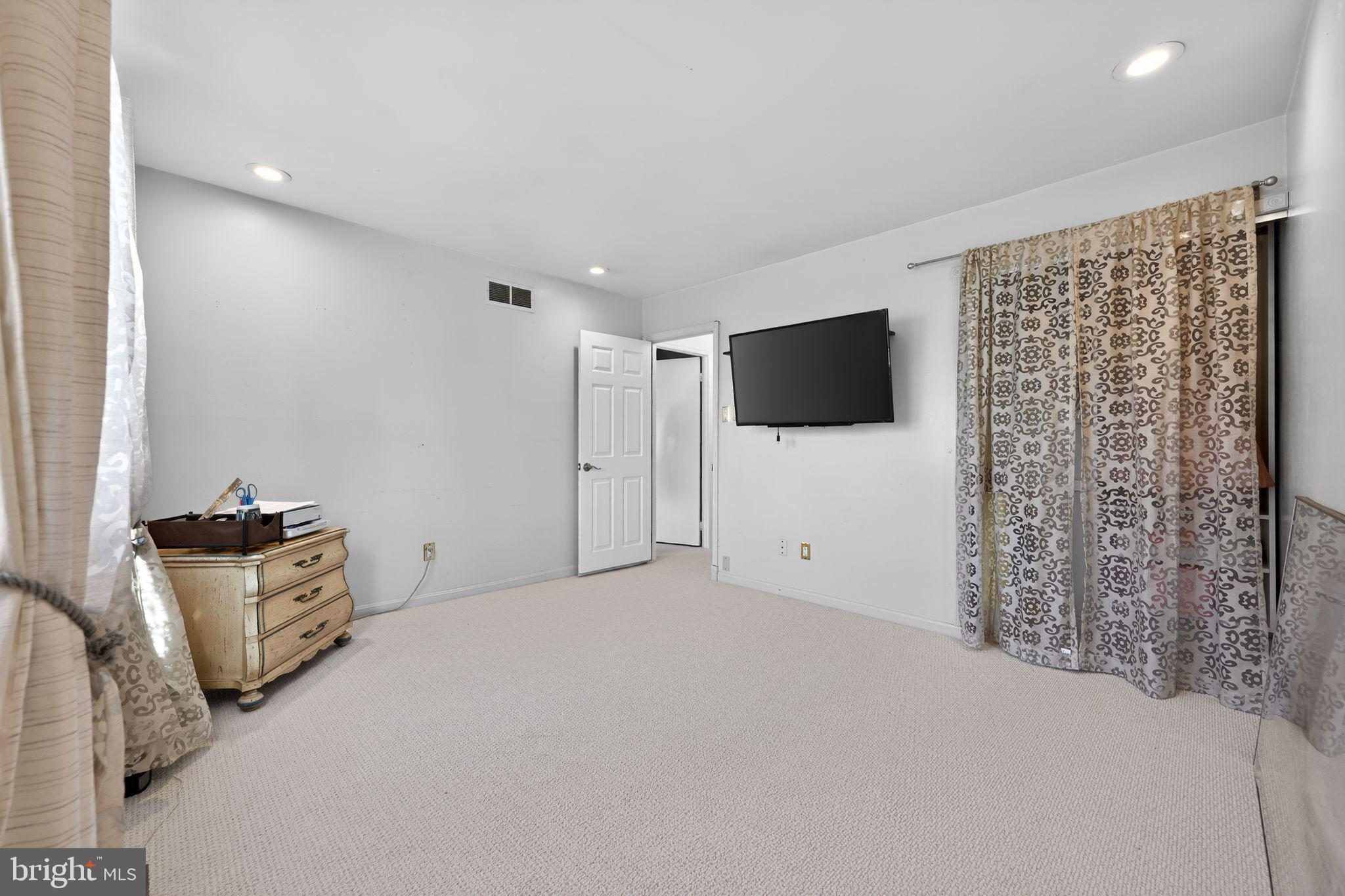 100 Michael Road Southampton, PA 18966 - Photo 25 of 29