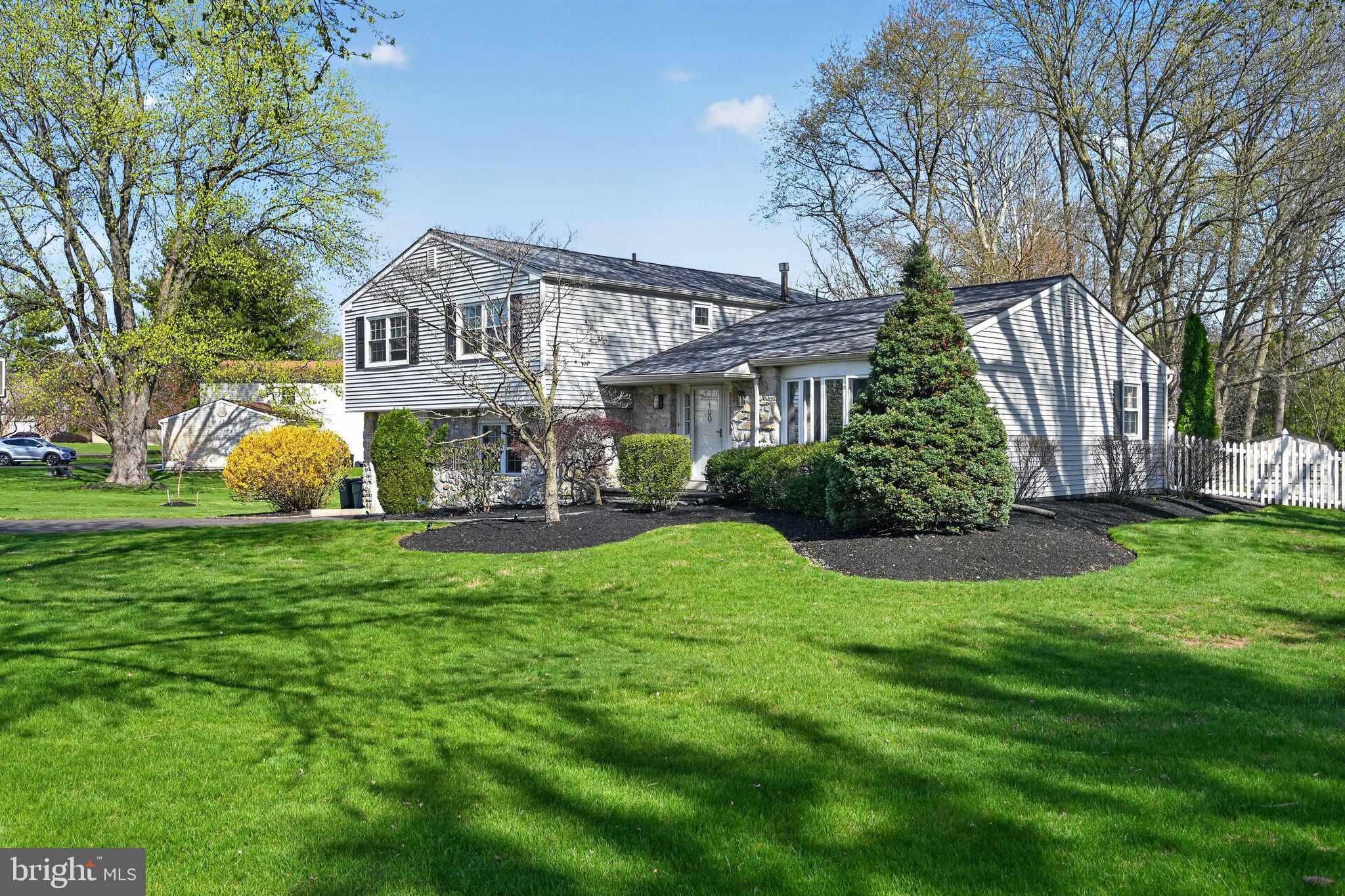 100 Michael Road Southampton, PA 18966 - Photo 3 of 29