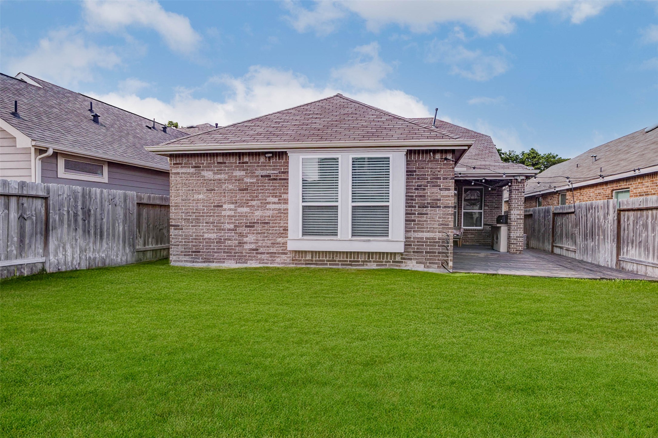 3210 Montclair Orchard Trace Spring, TX 77386 - Photo 37 of 38 a view of a house with a garden