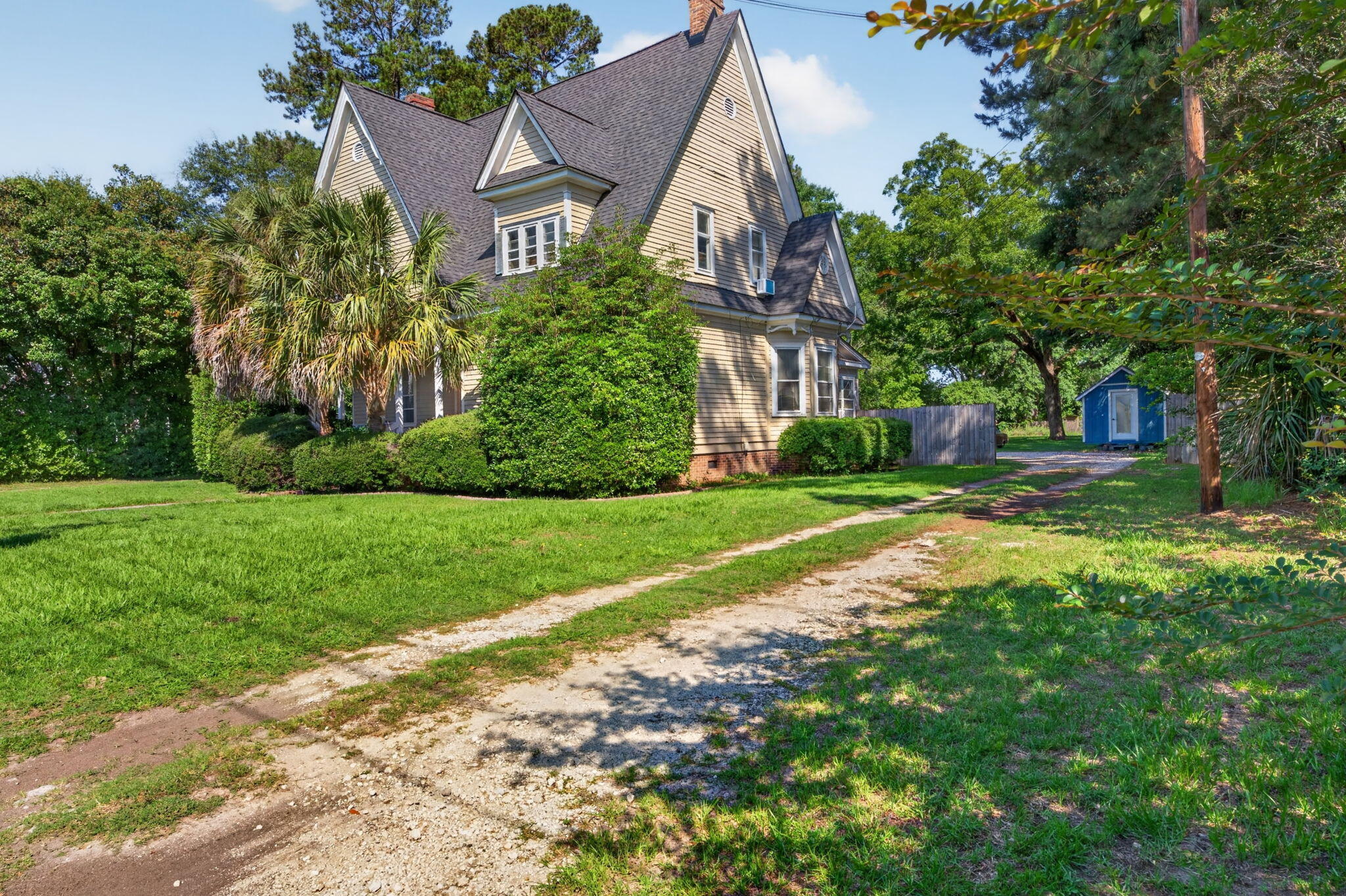 650 Hampton Street Elloree, SC 29047 - Photo 3 of 53