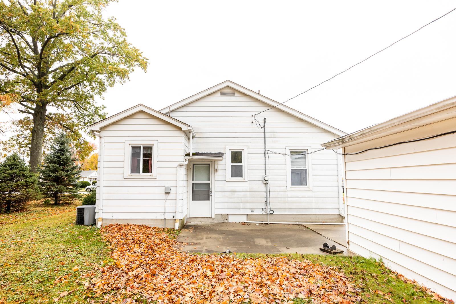 16 North County Road Mascoutah, IL 62258 - Photo 16 of 18 Gallery Image 16