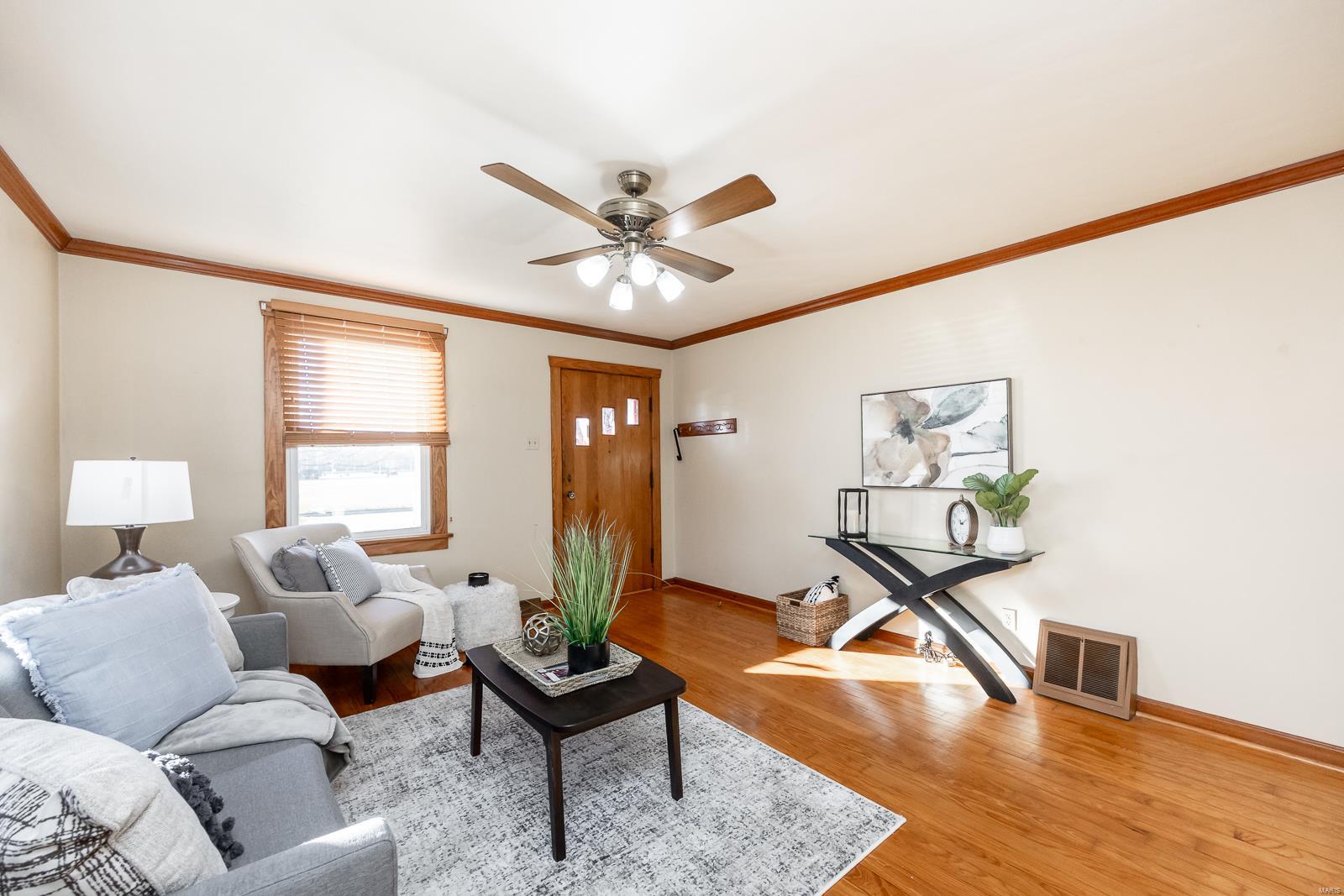 16 North County Road Mascoutah, IL 62258 - Photo 5 of 18 Gallery Image 5