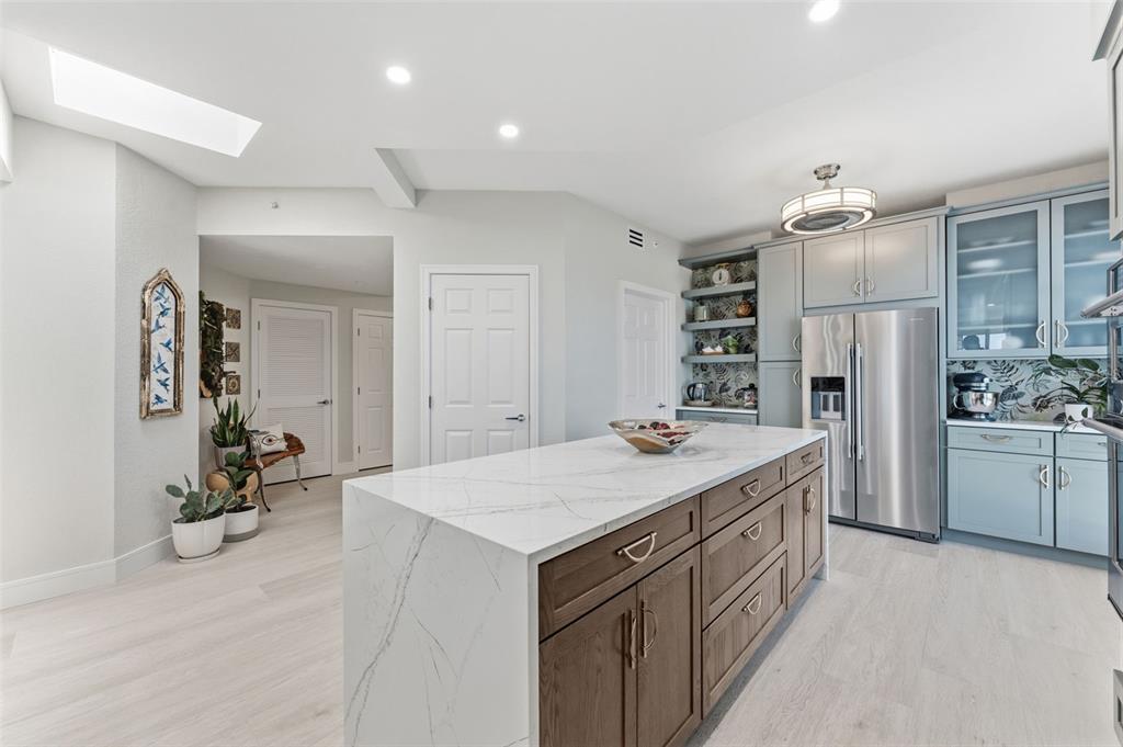2 15th Avenue, Unit 401 Indian Rocks Beach, FL 33785 - Photo 6 of 41