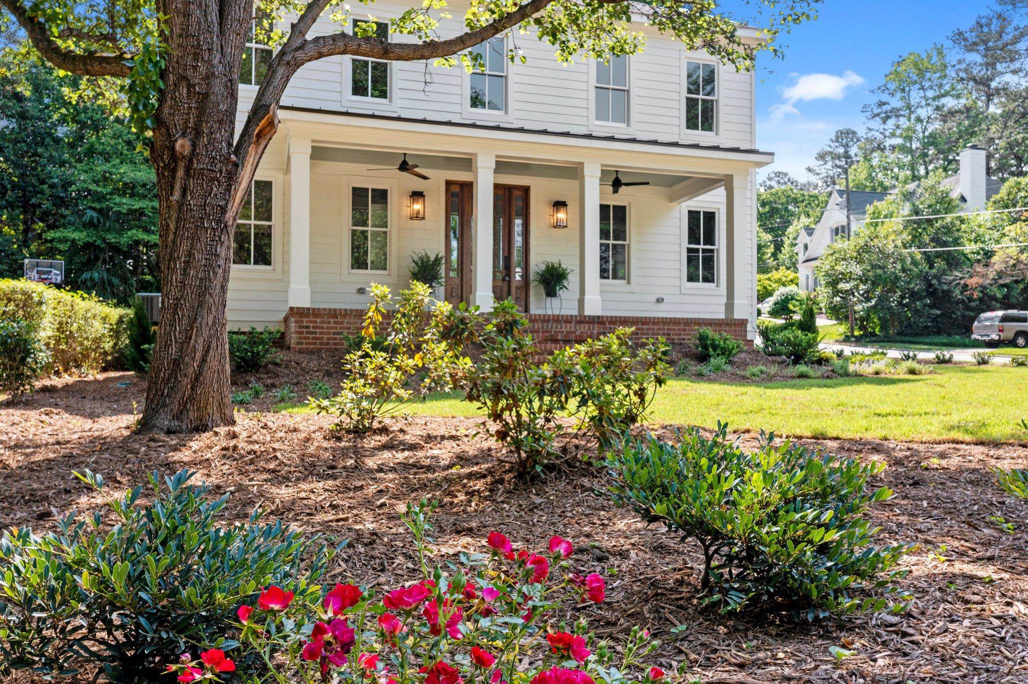 1500 Banbury Road Raleigh, NC 27607 - Photo 2 of 39 Professionally landscaped corner lot in Sunset Hills. Exterior Front