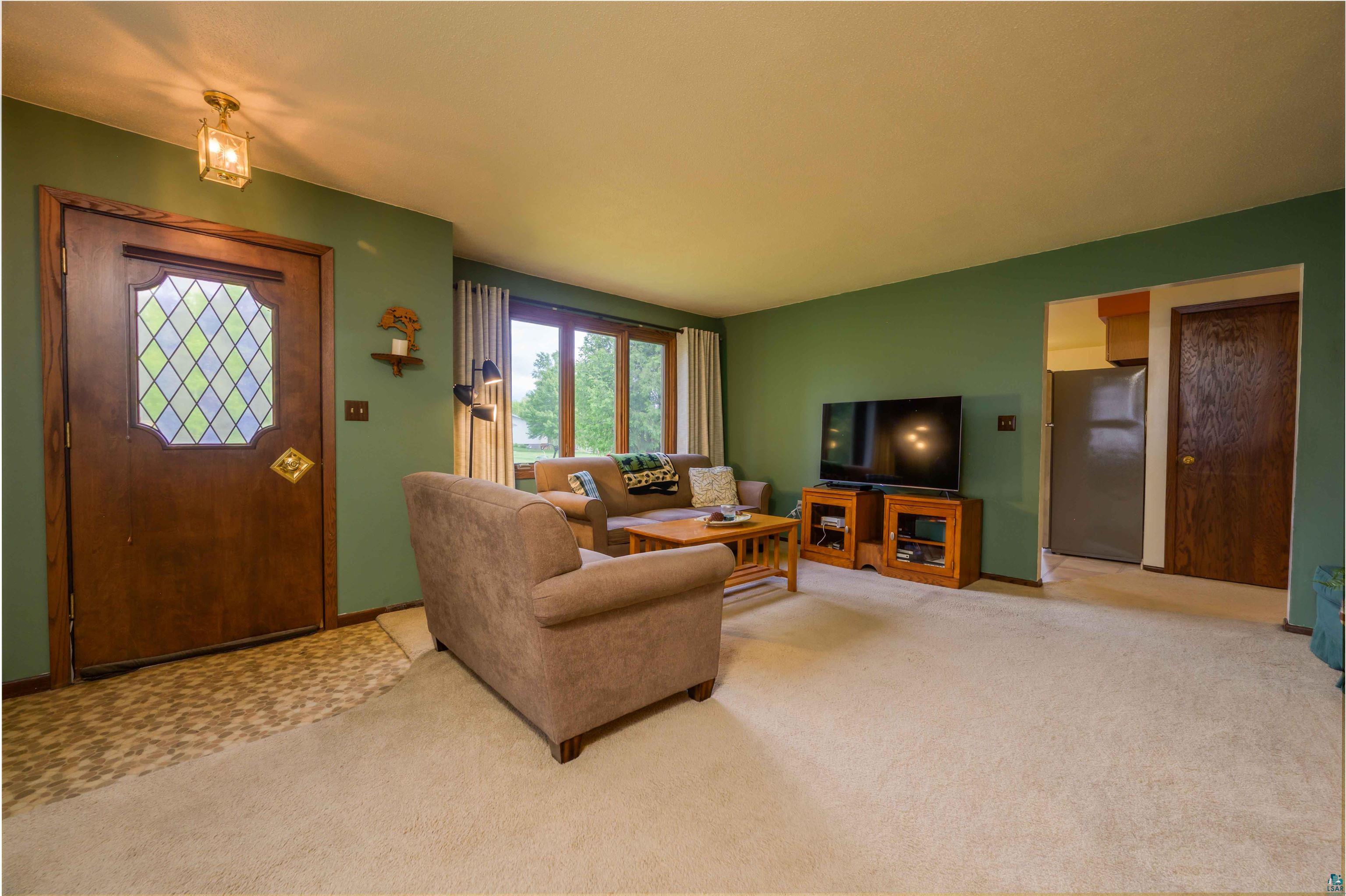 827 Almac Drive Proctor, MN 55810 - Photo 8 of 47