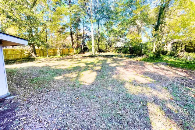 $1,495 | 5130 Clifton Drive, Baton Rouge, LA 70808
