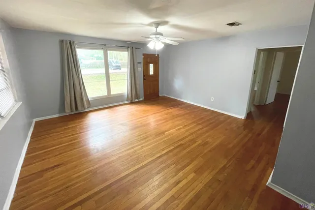 $1,495 | 5130 Clifton Drive, Baton Rouge, LA 70808