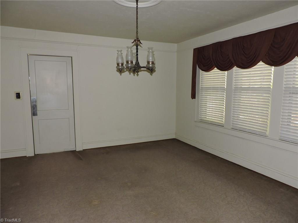 402 Spring Street Thomasville, NC 27360 - Photo 11 of 26 Gallery Image 11