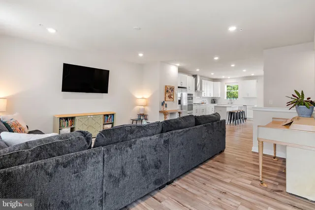 $575,000 | 4811 Lincoln Alley, Pipersville, PA 18947