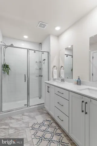 $575,000 | 4811 Lincoln Alley, Pipersville, PA 18947