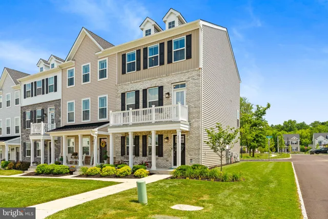 $575,000 | 4811 Lincoln Alley, Pipersville, PA 18947