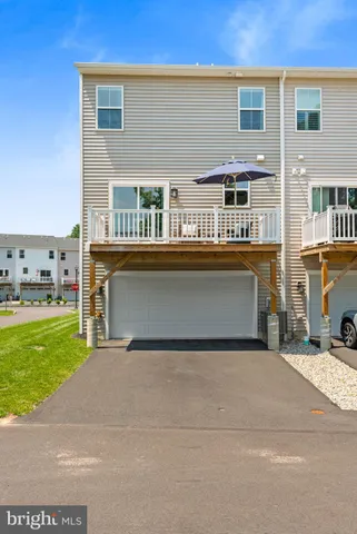 $575,000 | 4811 Lincoln Alley, Pipersville, PA 18947