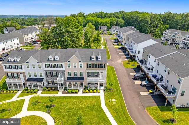 $575,000 | 4811 Lincoln Alley, Pipersville, PA 18947