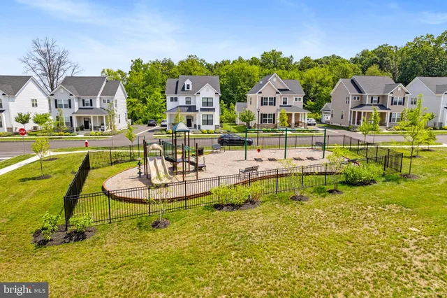 $575,000 | 4811 Lincoln Alley, Pipersville, PA 18947