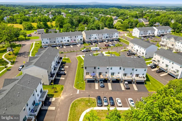 $575,000 | 4811 Lincoln Alley, Pipersville, PA 18947