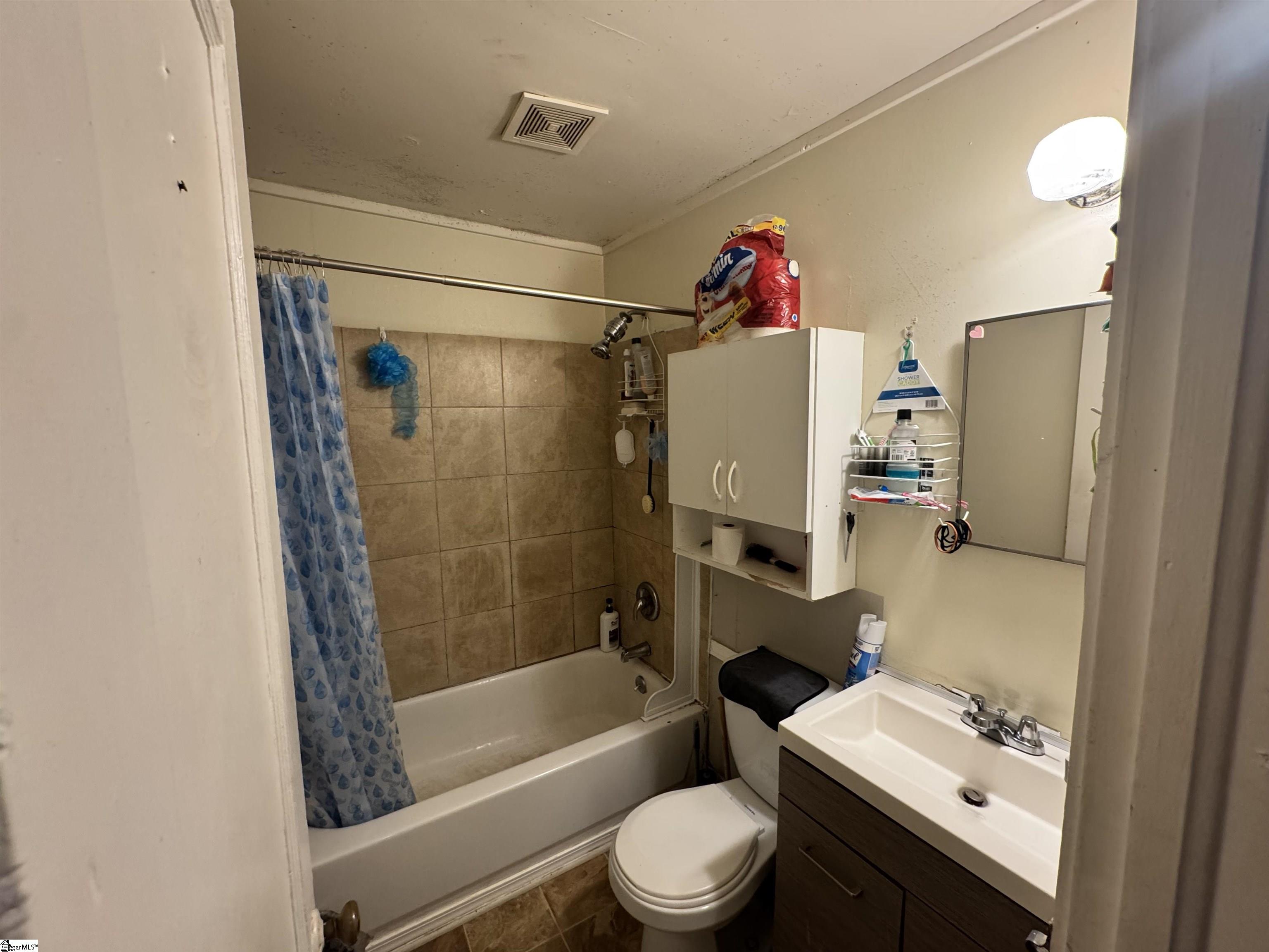 507 Cedar Lane Road Greenville, SC 29611 - Photo 7 of 26