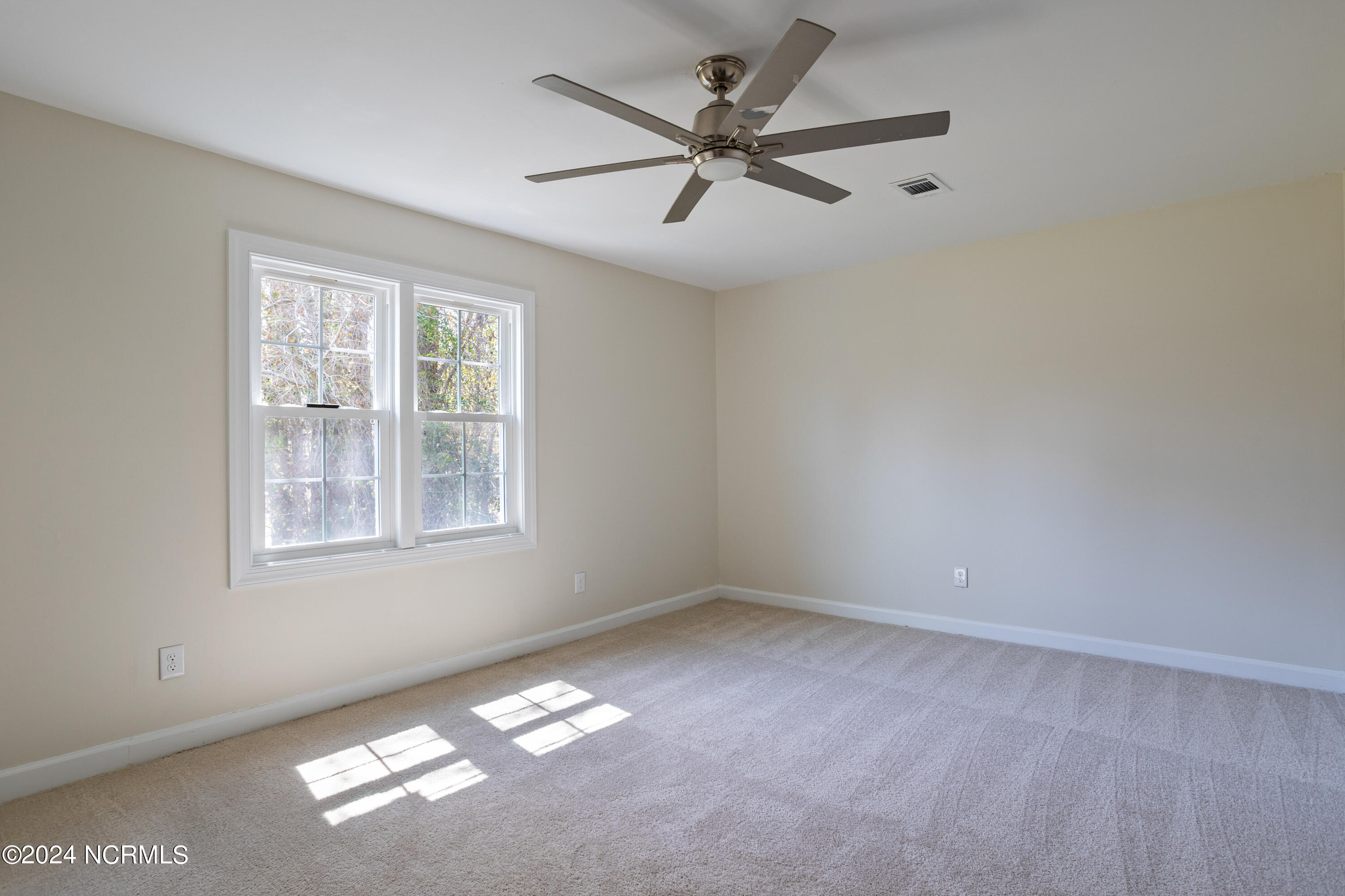 117 Lansdowne Road Wilmington, NC 28409 - Photo 26 of 39 026_117_lansdowne_road-26