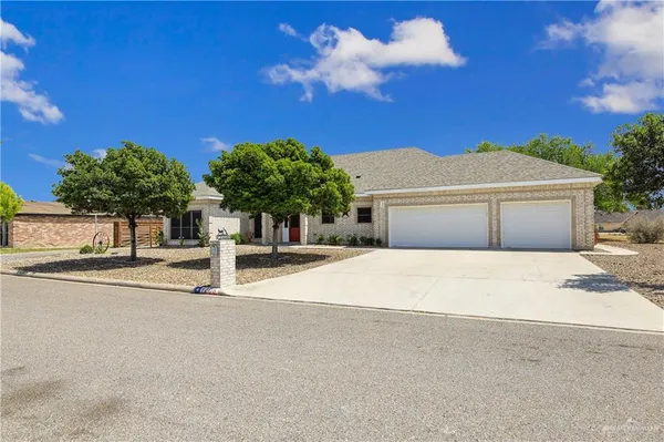 $299,000 | 1208 Lake View Drive, Mission, TX 78572