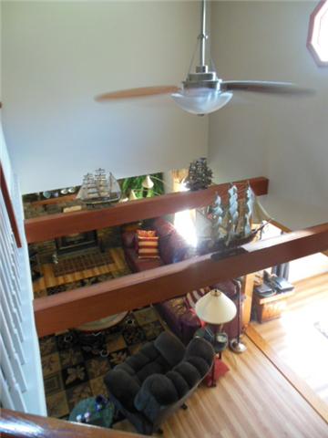 180 Batson Road Cunningham, TN 37052 - Photo 10 of 20 LOFT OVERLOOKING GREATROOM