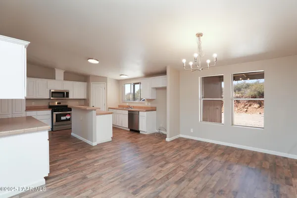 $369,000 | 1625 North Javelina Trail, Dewey, AZ 86327