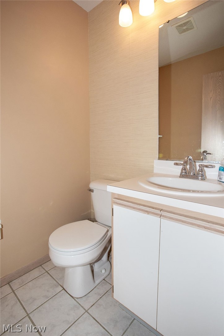 695 East Western Reserve Road Youngstown, OH 44514 - Photo 15 of 28
